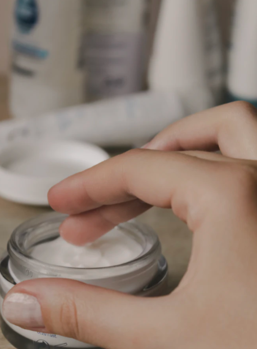 Wieczorna pielęgnacja twarzy